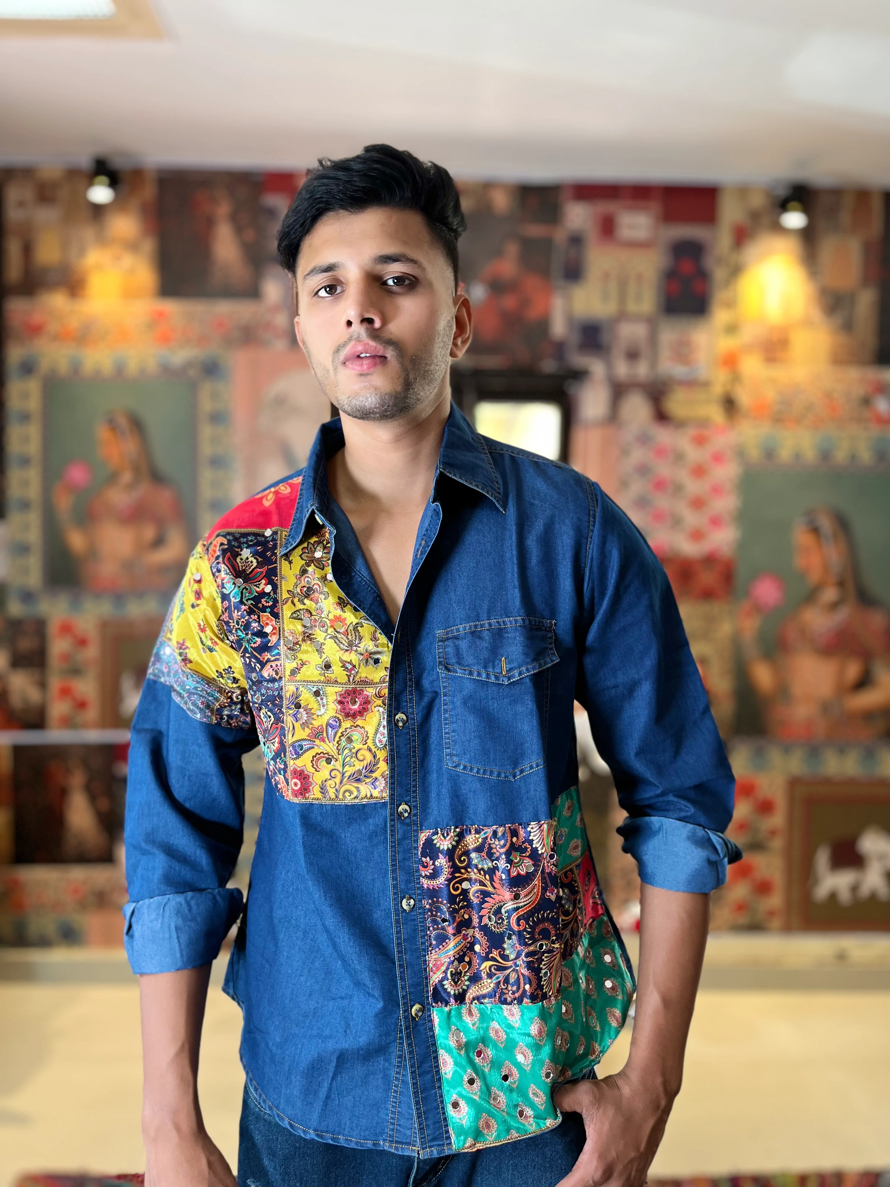 Men Mirror Print Patches Shirt - Image 2